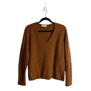 Treasure & Bond Women's Cognac V-Neck Knit Sweater